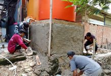 UNIMUDA Sorong Terapkan Program Eco Masjid di Masjid Ali Bin Abi Tholib